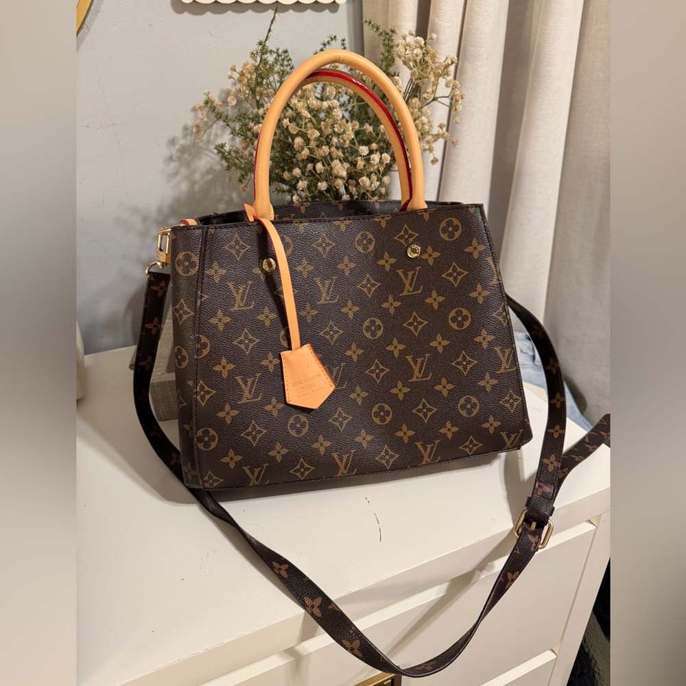 Handbag
